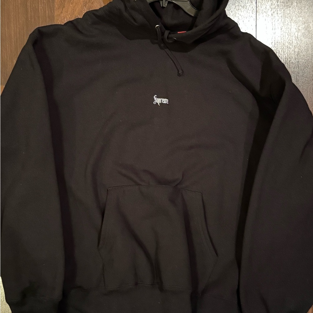 Supreme Hoodie